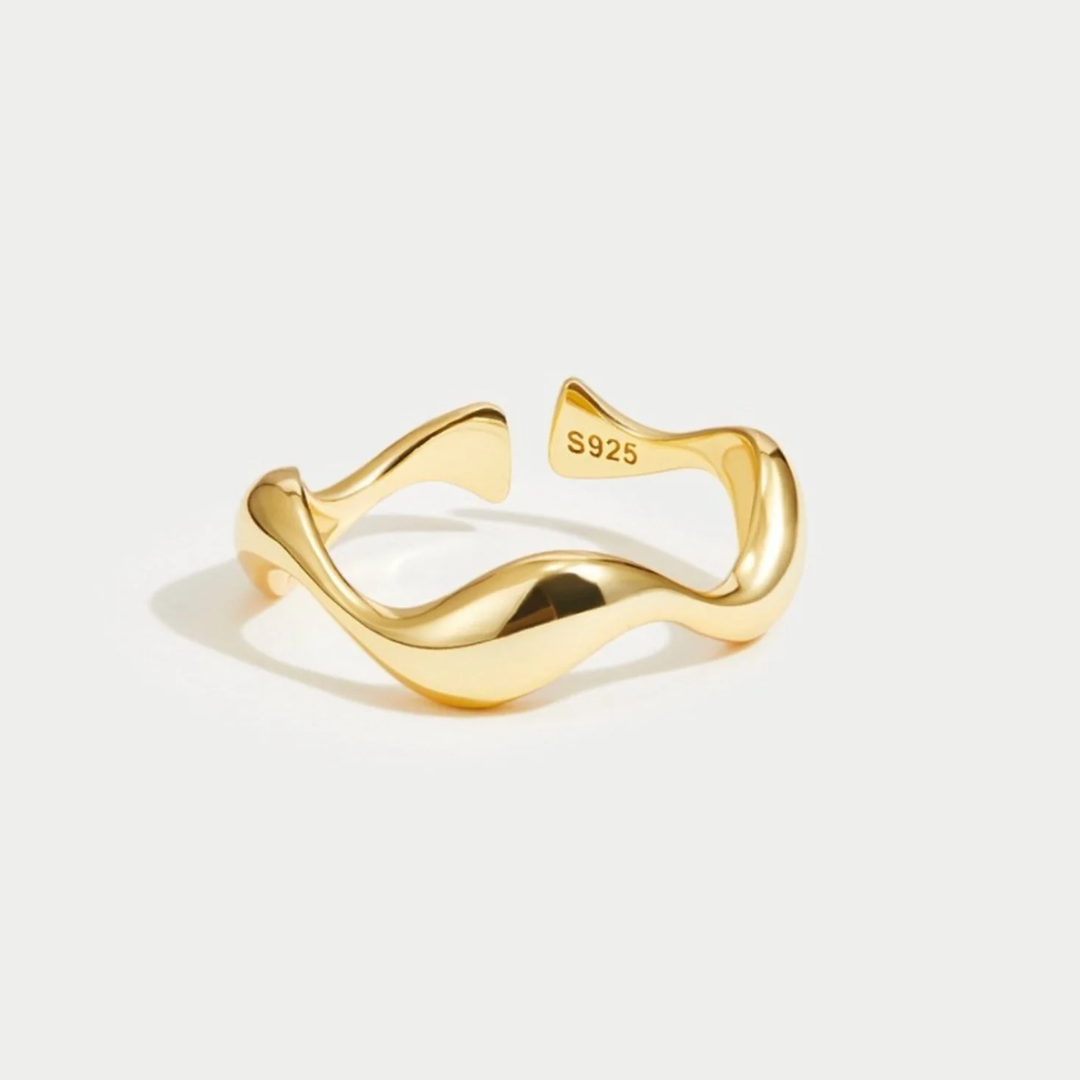 Wave Band Ring