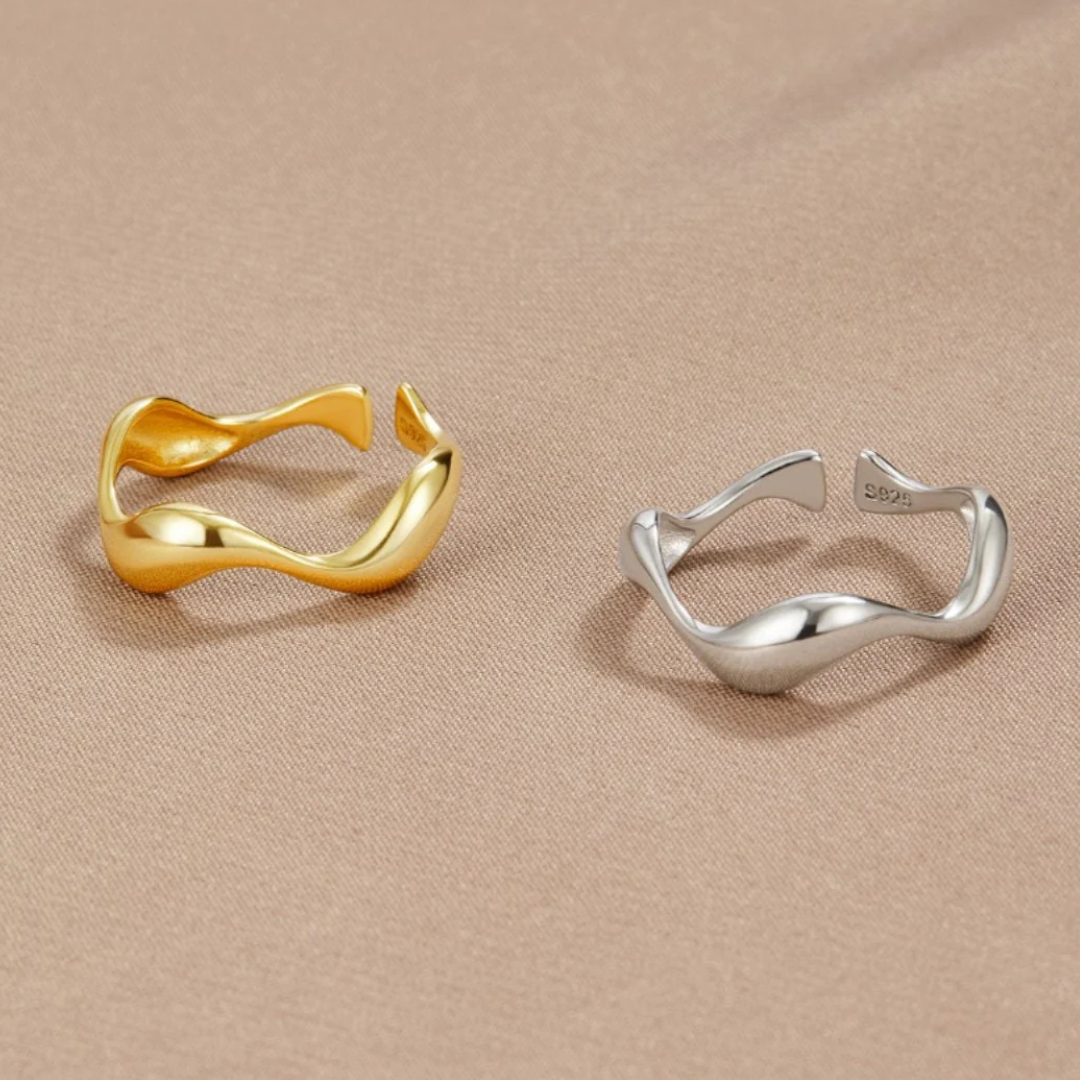 Wave Band Ring